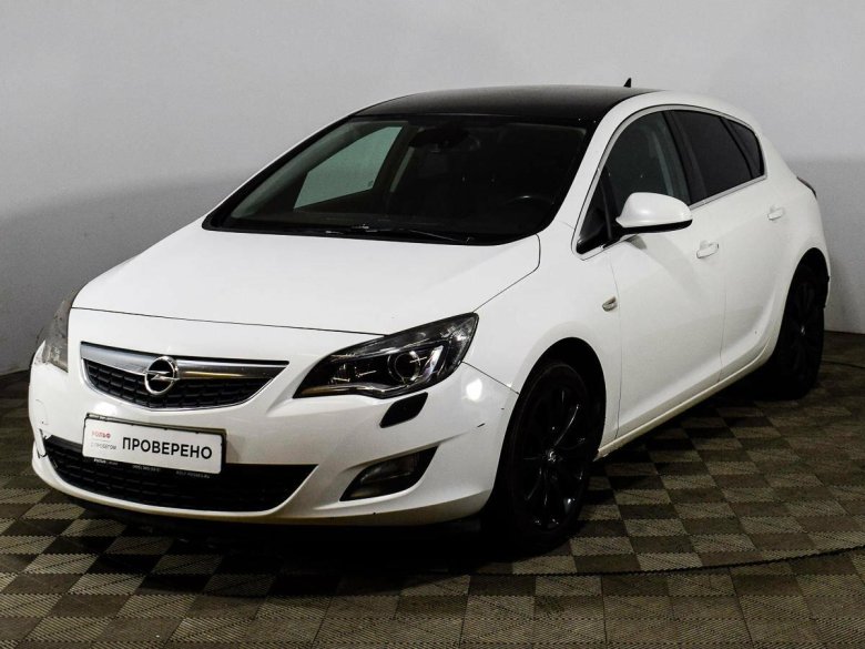 Opel Astra j 2011