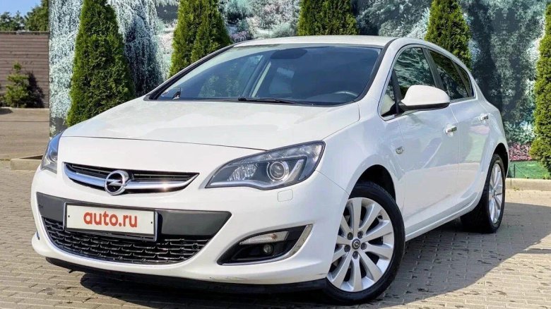 Opel Astra j 2012