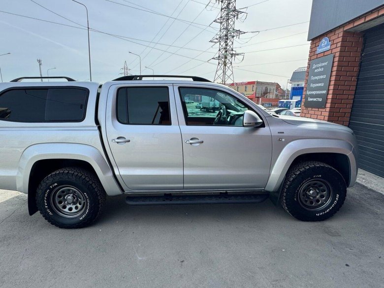Volkswagen amarok 2012