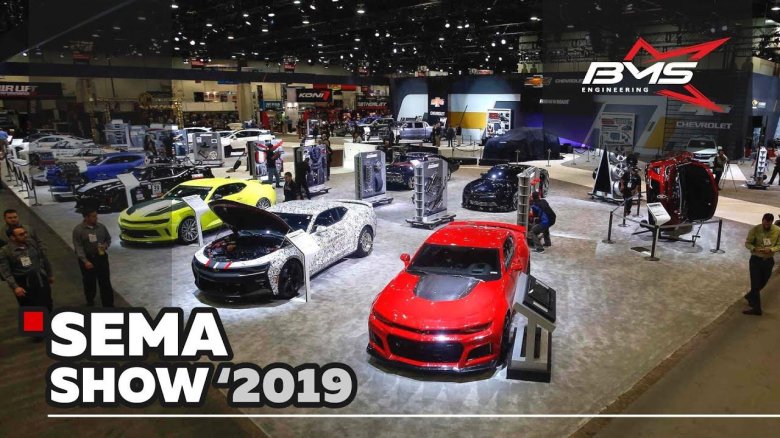 Выставка машин