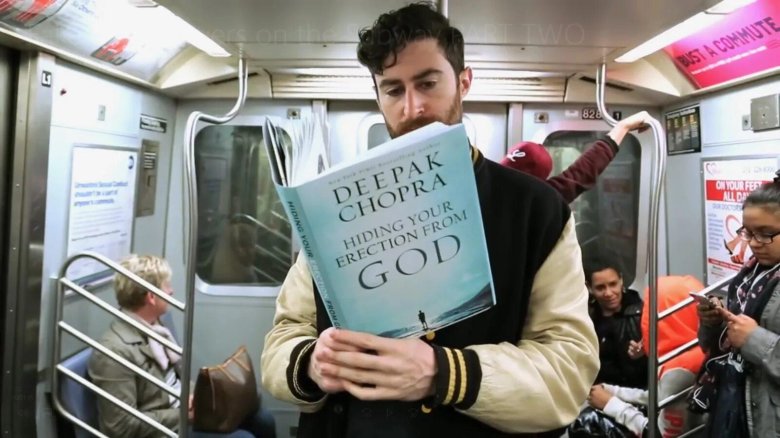 Смешные книги в метро
