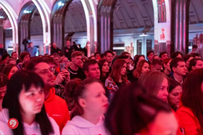 Станция метро маяковская