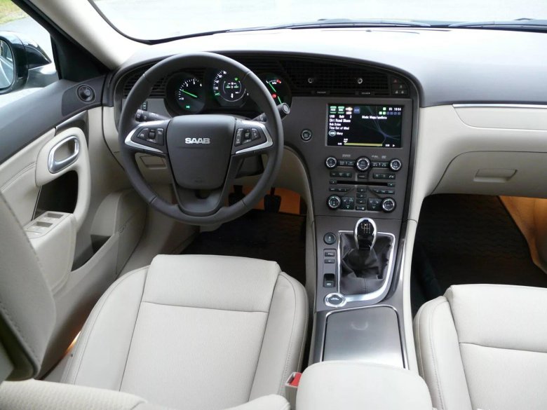 Saab 9-5 2012 салон