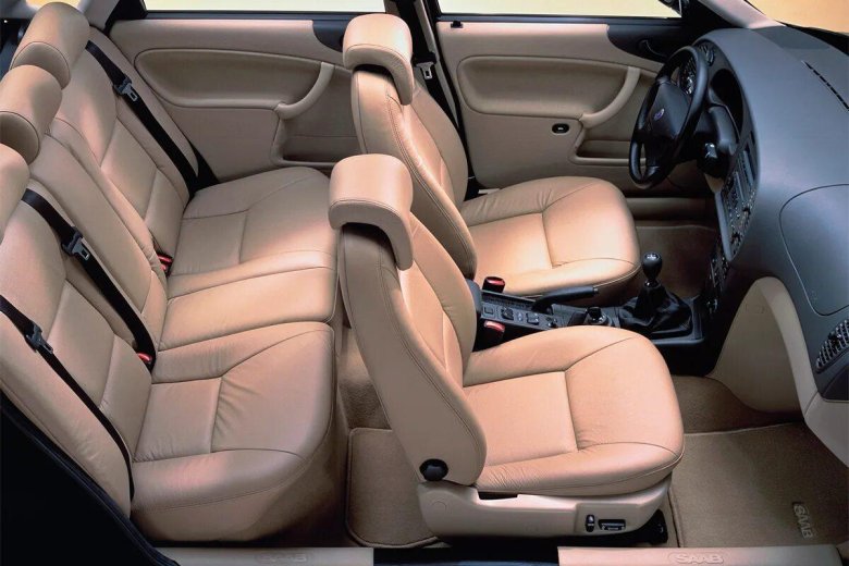 Saab 9-3 салон