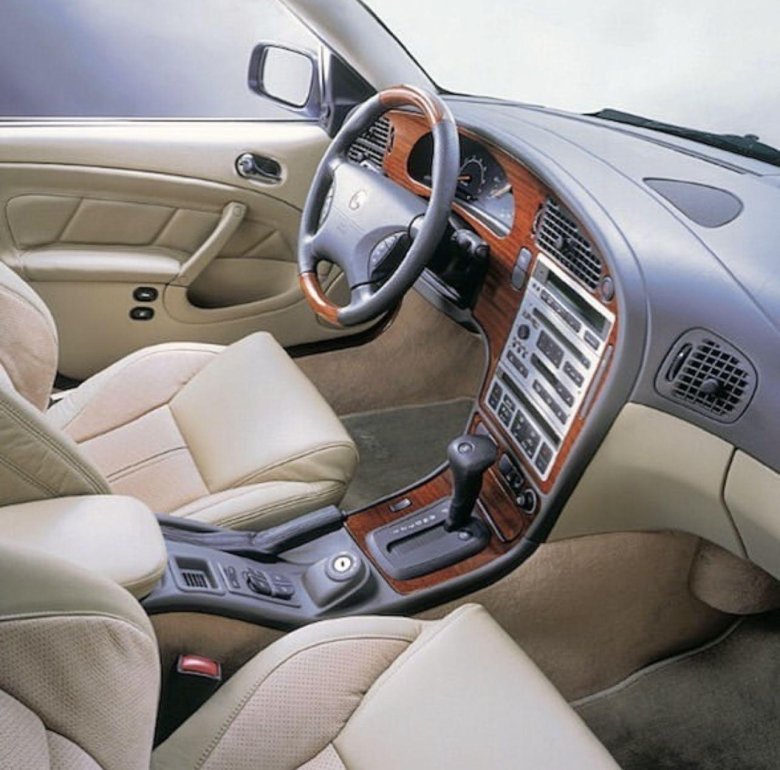 Saab 9-5 салон