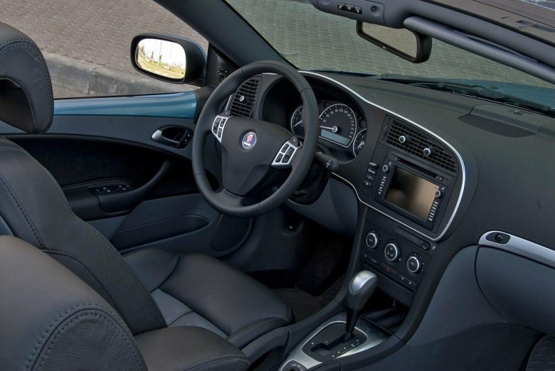 Saab 9-3 салон