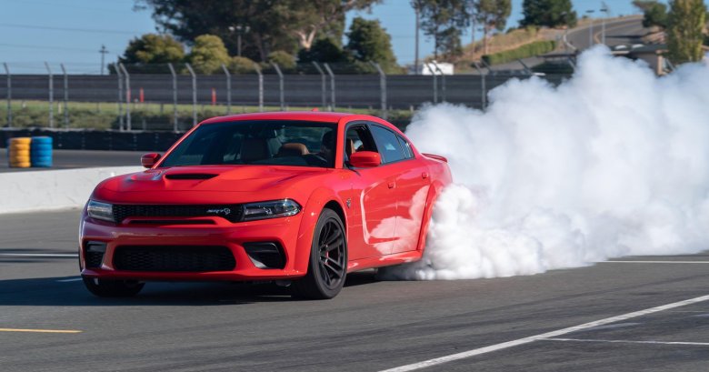 Dodge Charger Hellcat Widebody 2020