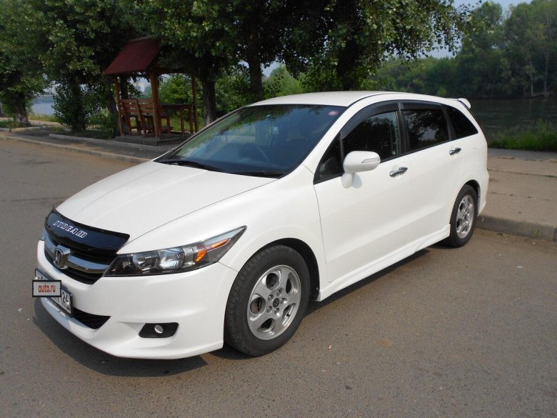 Honda Stream rsz 2012