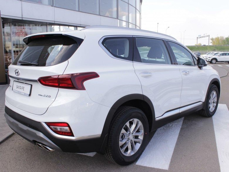 Hyundai Santa Fe 2019 белый