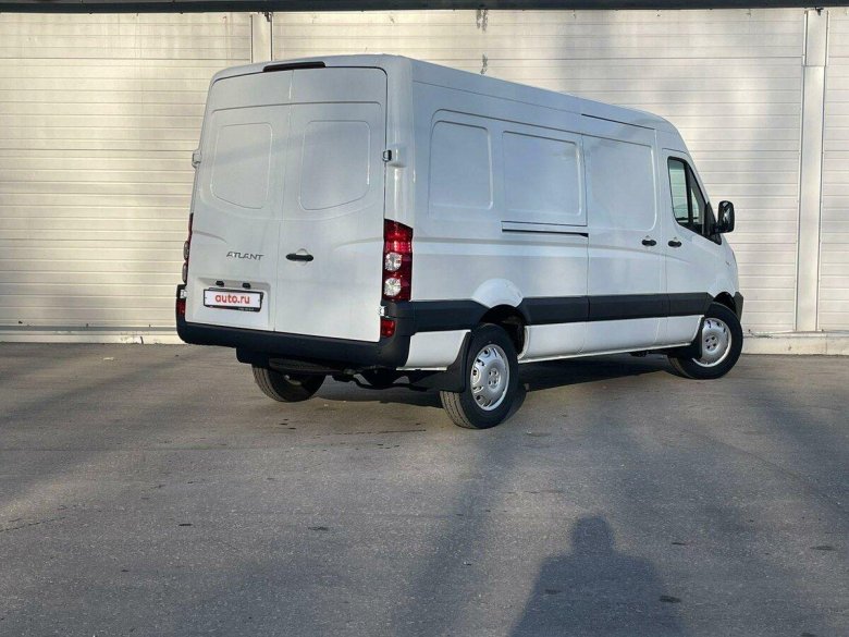 Цельнометаллические фургоны