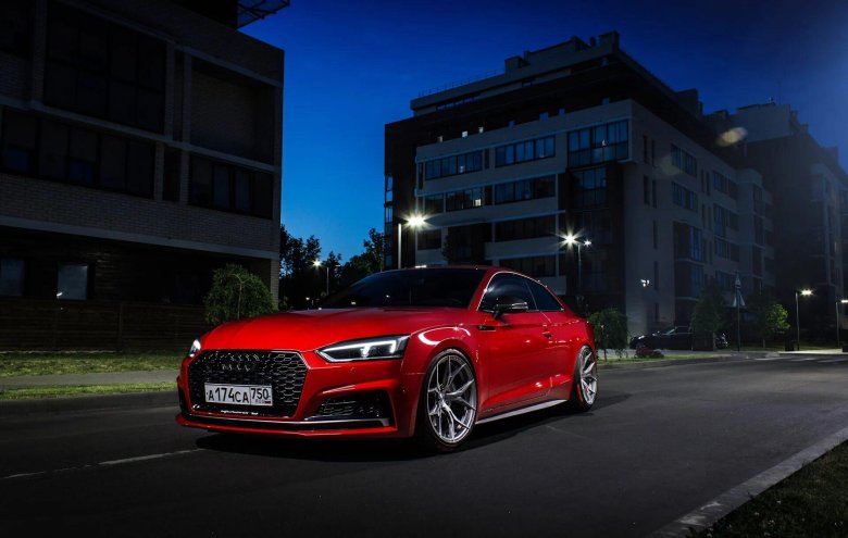 Audi a5 красная