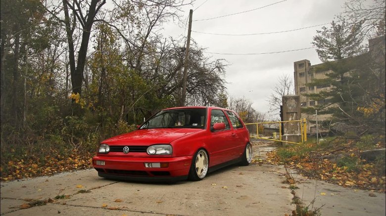 Volkswagen Golf mk3 Red