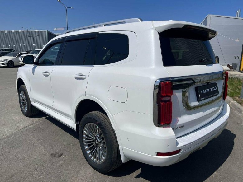 Танк 500 белый