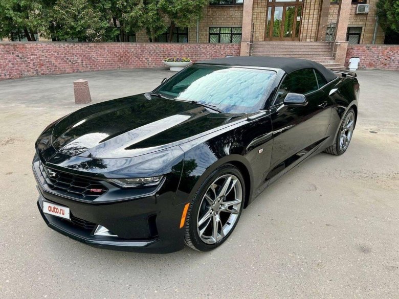 Chevrolet Camaro 2020 черный