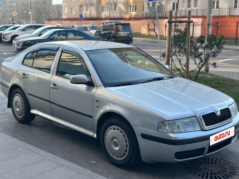 Шкода октавия тур 1.6 2008