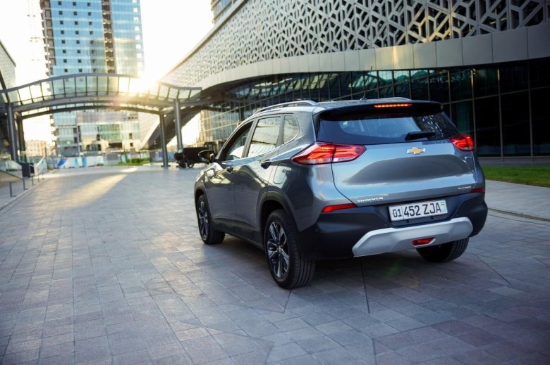 Шевроле трекер 2 2023