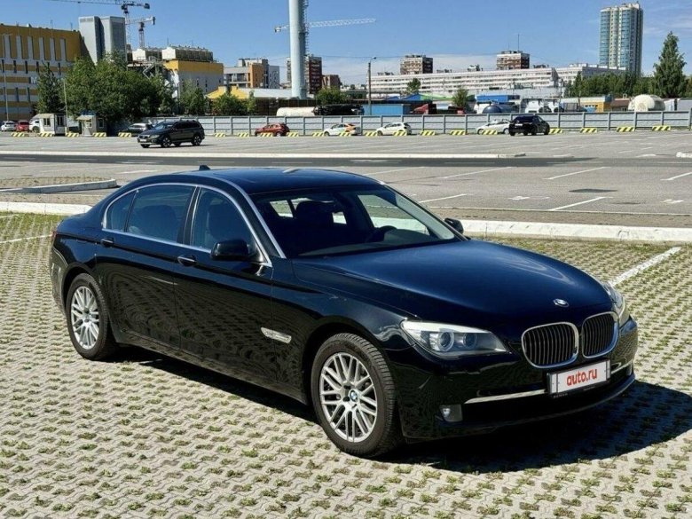 Бмв 7 серии 2010