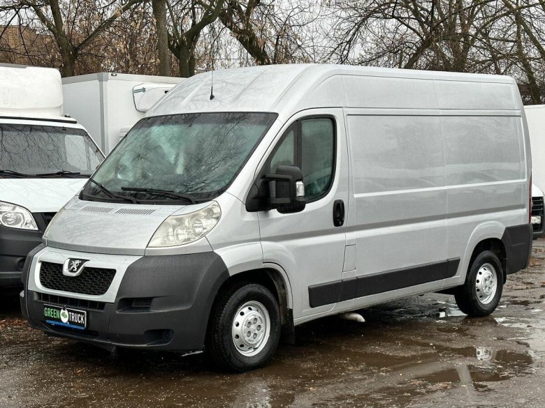 Peugeot Boxer с 2014 г.в. белый фон