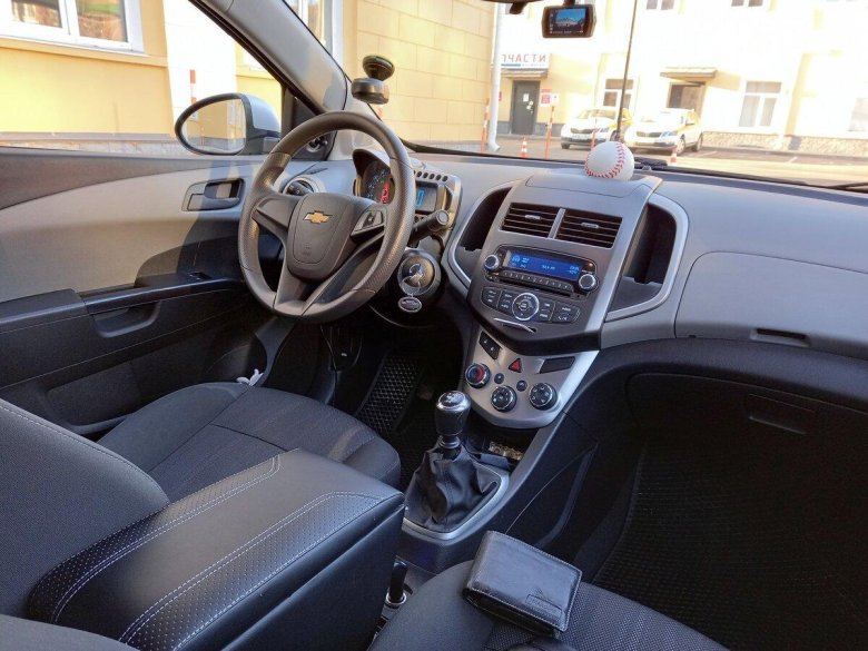 Chevrolet aveo 2014 салон