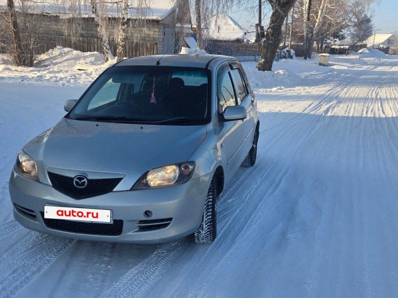 Mazda demio 2004