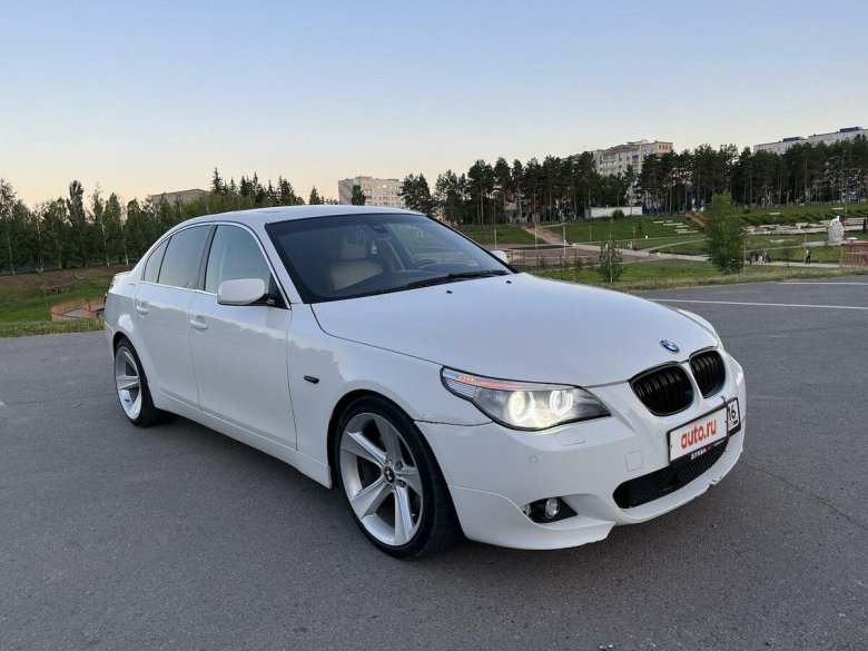 БМВ 5 серии 2005 года