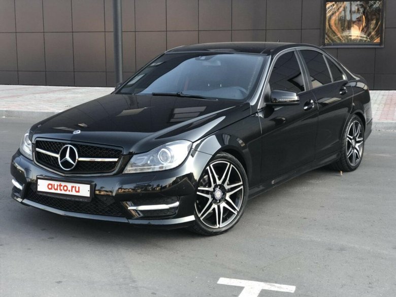 Mercedes-Benz w204 Black