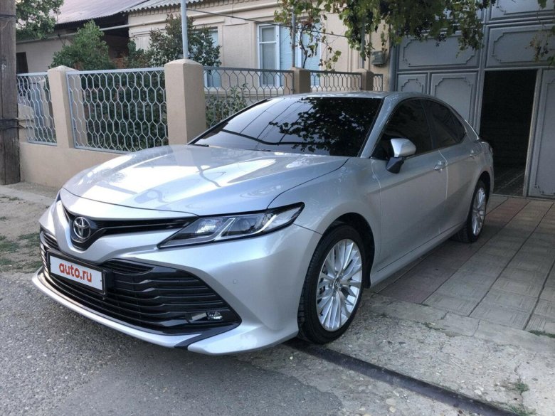 Toyota Camry xv70