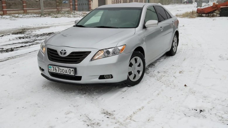 Камри 40 серебристая