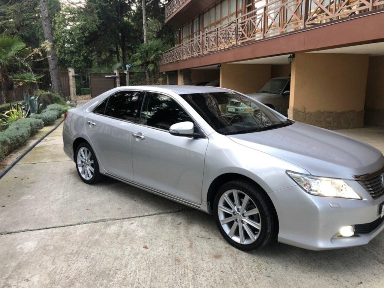 Toyota Camry xv50