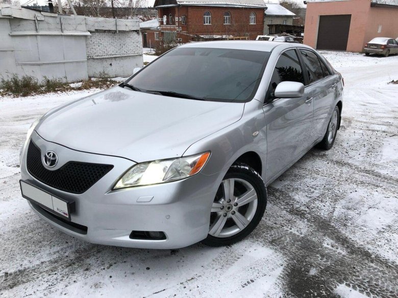 Тойота Камри 40 кузов серебристая