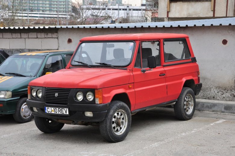 Румынский джип Аро