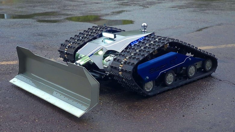 Робот снегоуборщик Omi plow