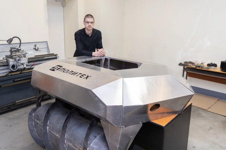 Робот шнекоход