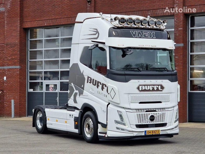 Вольво тягач новый
