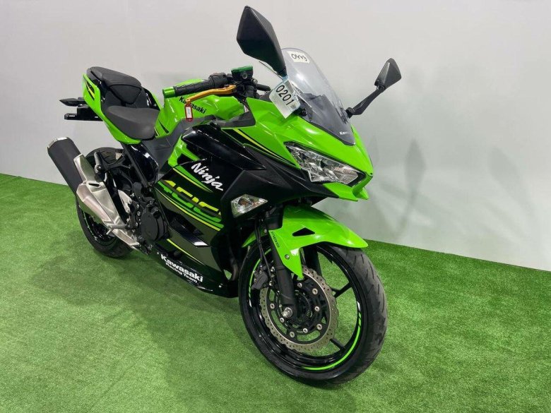 Kawasaki ninja 400 2020