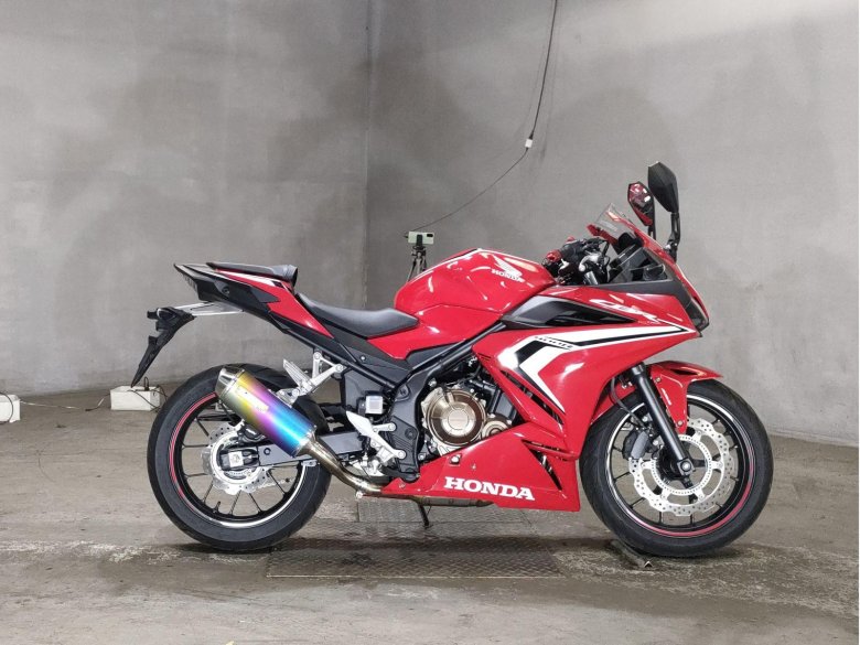 Honda CBR 650 F rc83