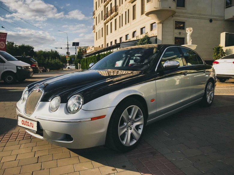 Jaguar s-Type