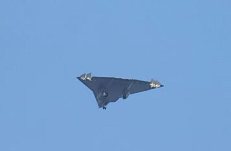 Китайский самолет 6 поколения