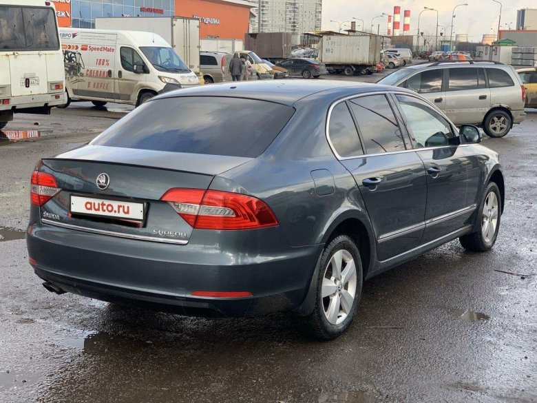 Skoda superb 2011