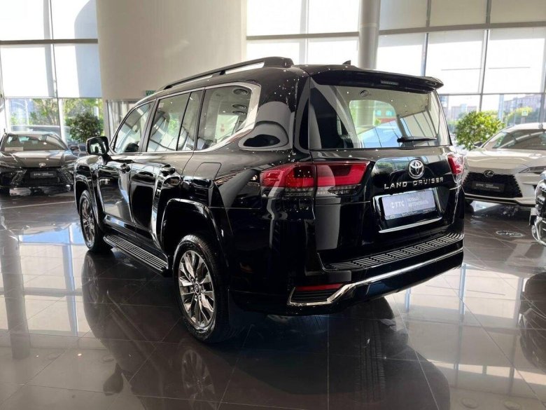 Тойота ленд крузер 300