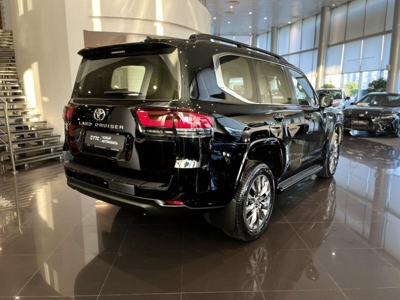 Toyota land cruiser 2021