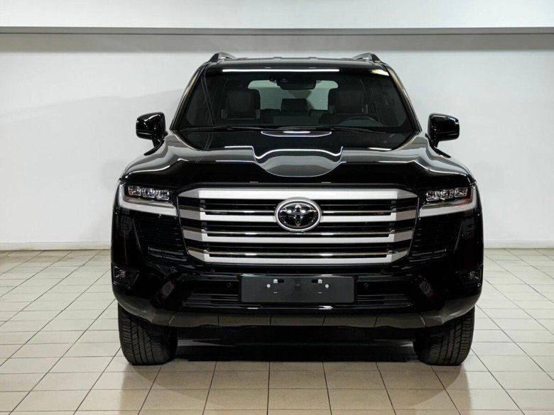 Новый toyota land cruiser 300