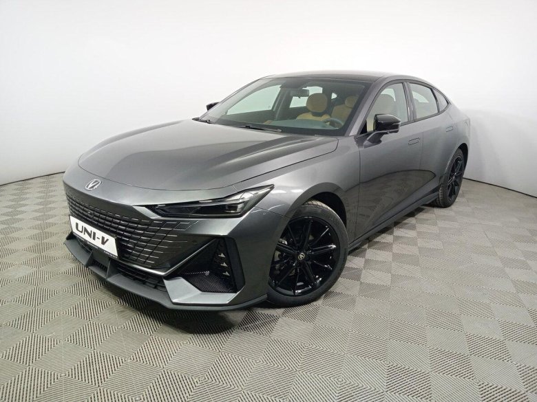 Чанган Uni v 2022