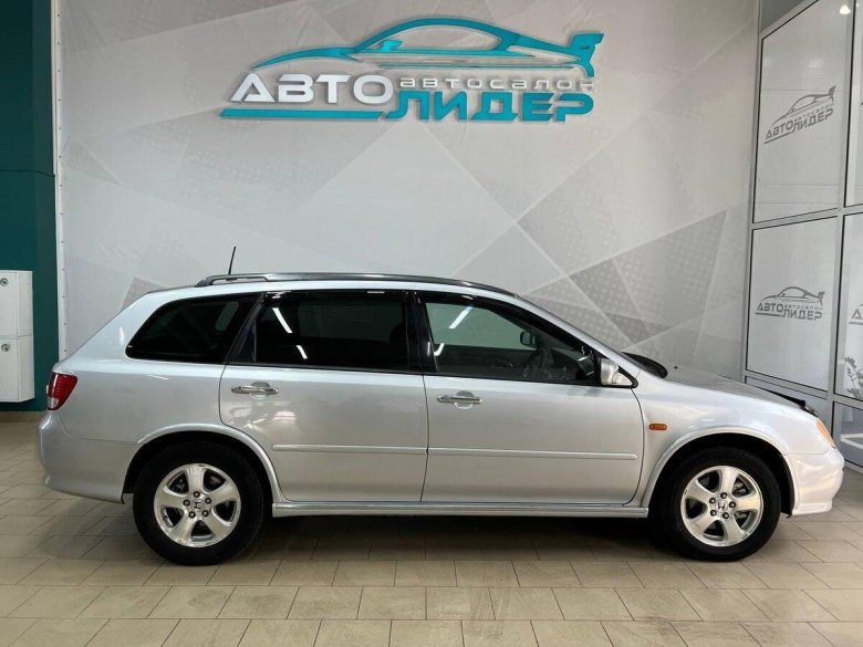 Nissan Wingroad y11 4wd