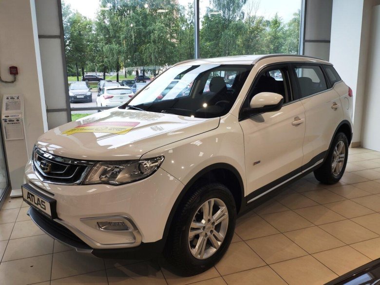 Geely Atlas 2019 белый