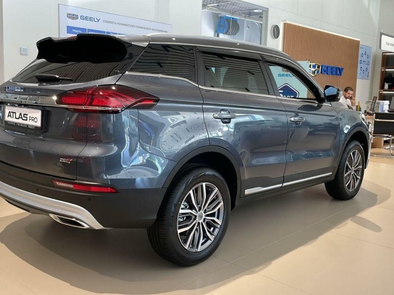 Geely Atlas Pro 2022