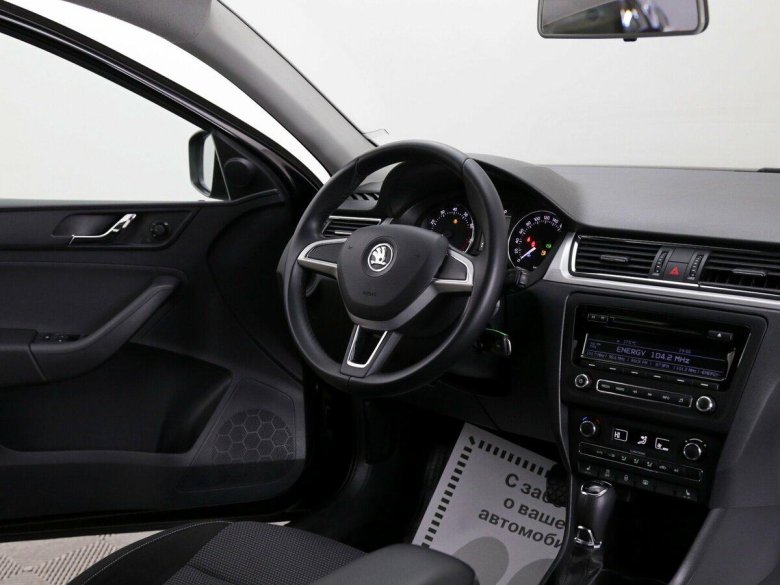 Шкода рапид 1 рестайлинг салон