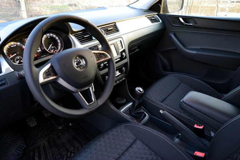 Skoda Rapid 2022 салон