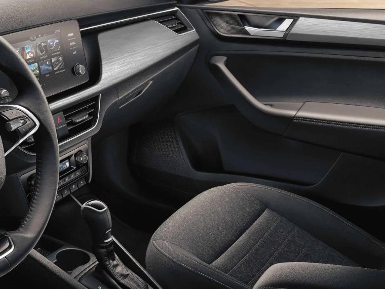 Шкода Рапид 2020 интерьер