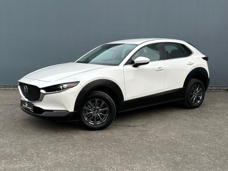 Mazda CX-30 белая